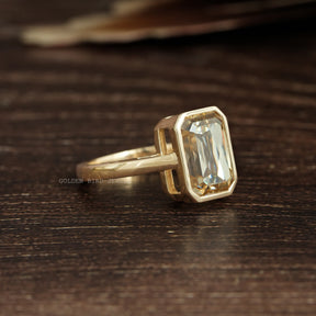 [Bezel Set Criss Cut Solitaire Engagement ring In 14K Yellow Gold]-[Golden Bird Jewels]