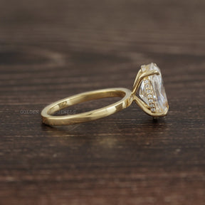 [Hidden Halo Oval Cut Moissanite Ring With Round Cut Accent Stones]-[Golden Bird Jewels]