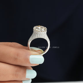 [Round cut moissanite ring made of side round cut stones]-[Golden Bird Jewels]