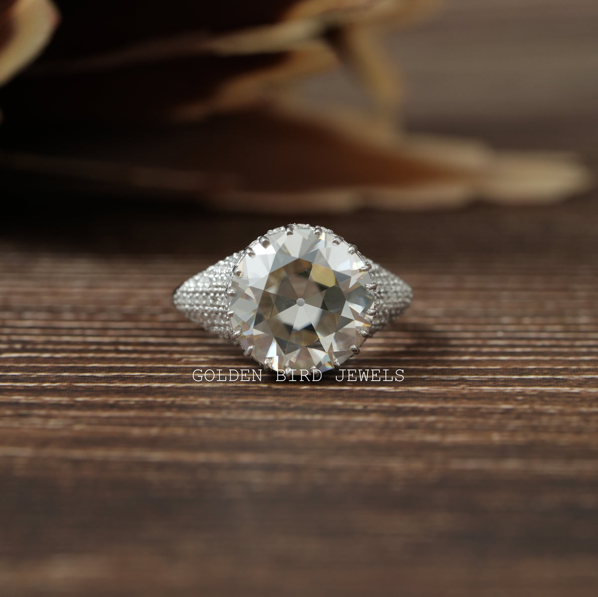 [Old european cut round moissanite ring made of side round cut stones]-[Golden Bird Jewels]