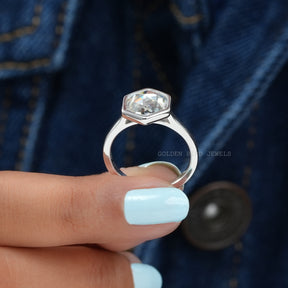 [Solitaire Rose Cut Hexagon Moissanite Ring]-[Golden Bird Jewels]