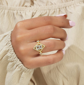 [Rose Cut Cushion And Round Moissanite Vintage Ring]-[Golden Bird Jewels]