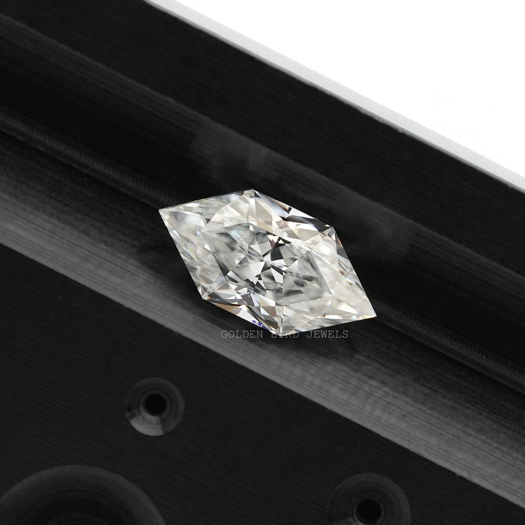 Brilliant Refraction Of Colorless Dutch Marquise Cut Moissanite 