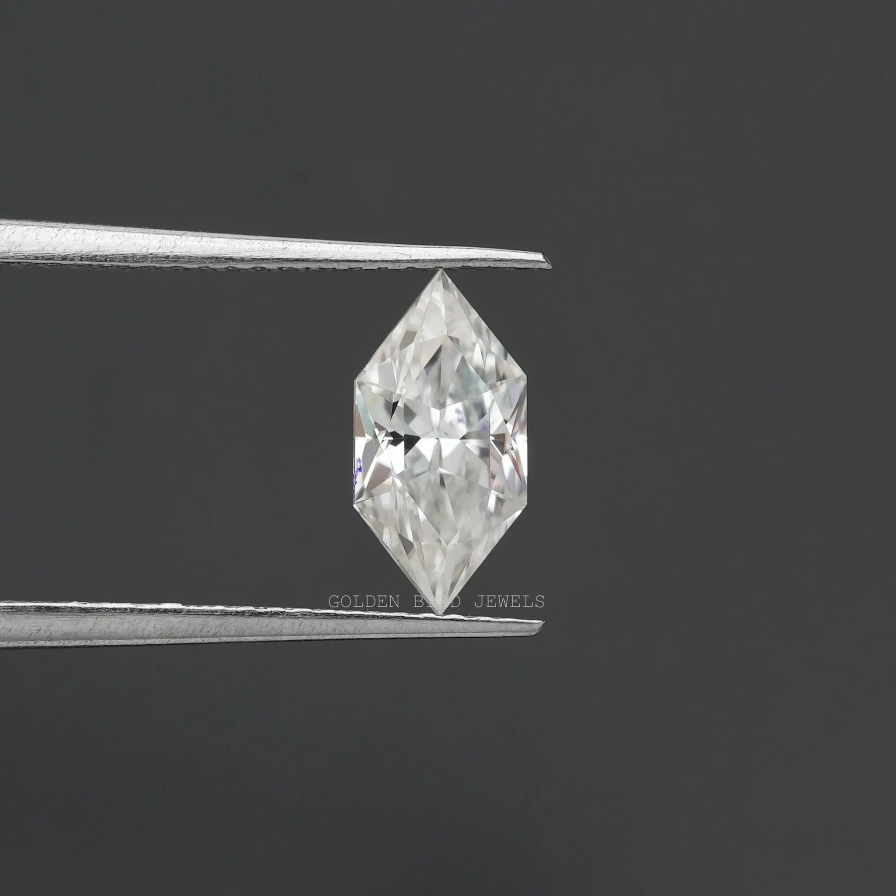 In tweezer Front Look Of Colorless With VVS Clarity Dutch Marquise Cut Moissanite Diamond