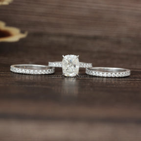 [Moissanite Bridal Ring Set Crafted With 4 Prongs]-[Golden Bird Jewels]