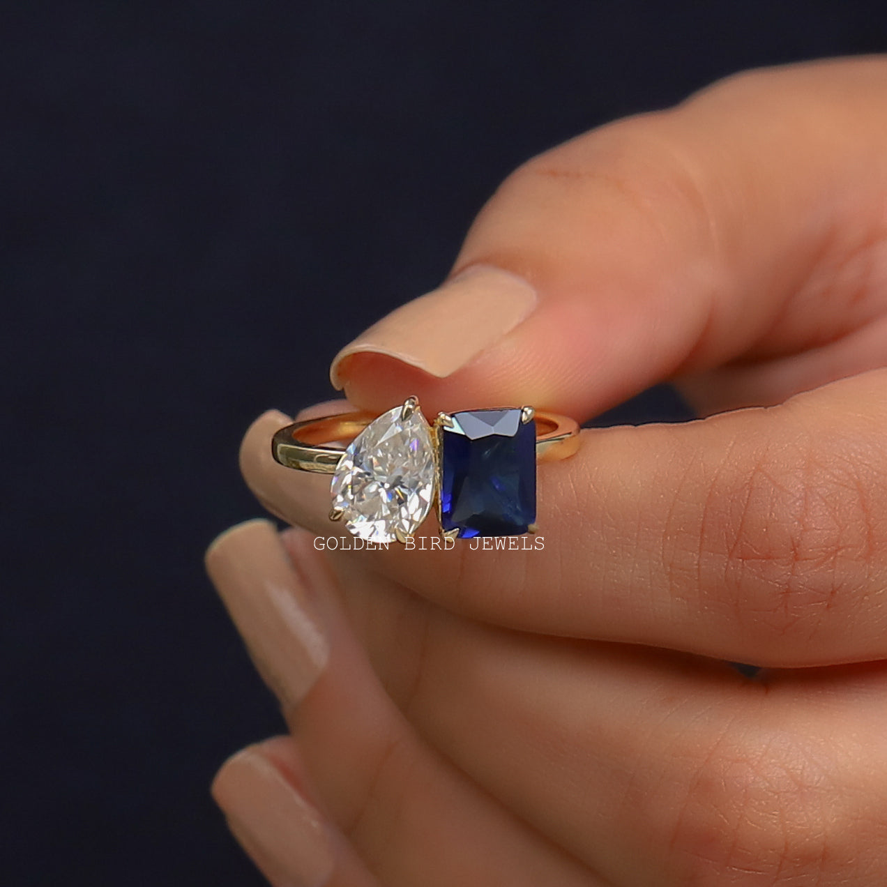 [Emerald & Pear Cut Toi Et Moi Engagement Ring Made Of Gemstone]-[Golden Bird Jewels]