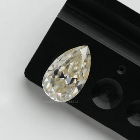 Near colorless 8.11 carat pear shape old mine cut loose moissanite stone