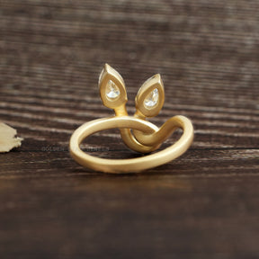 [Moissanite Toi Moi Ring Crafted With Yellow Gold]-[Golden Bird Jewels]