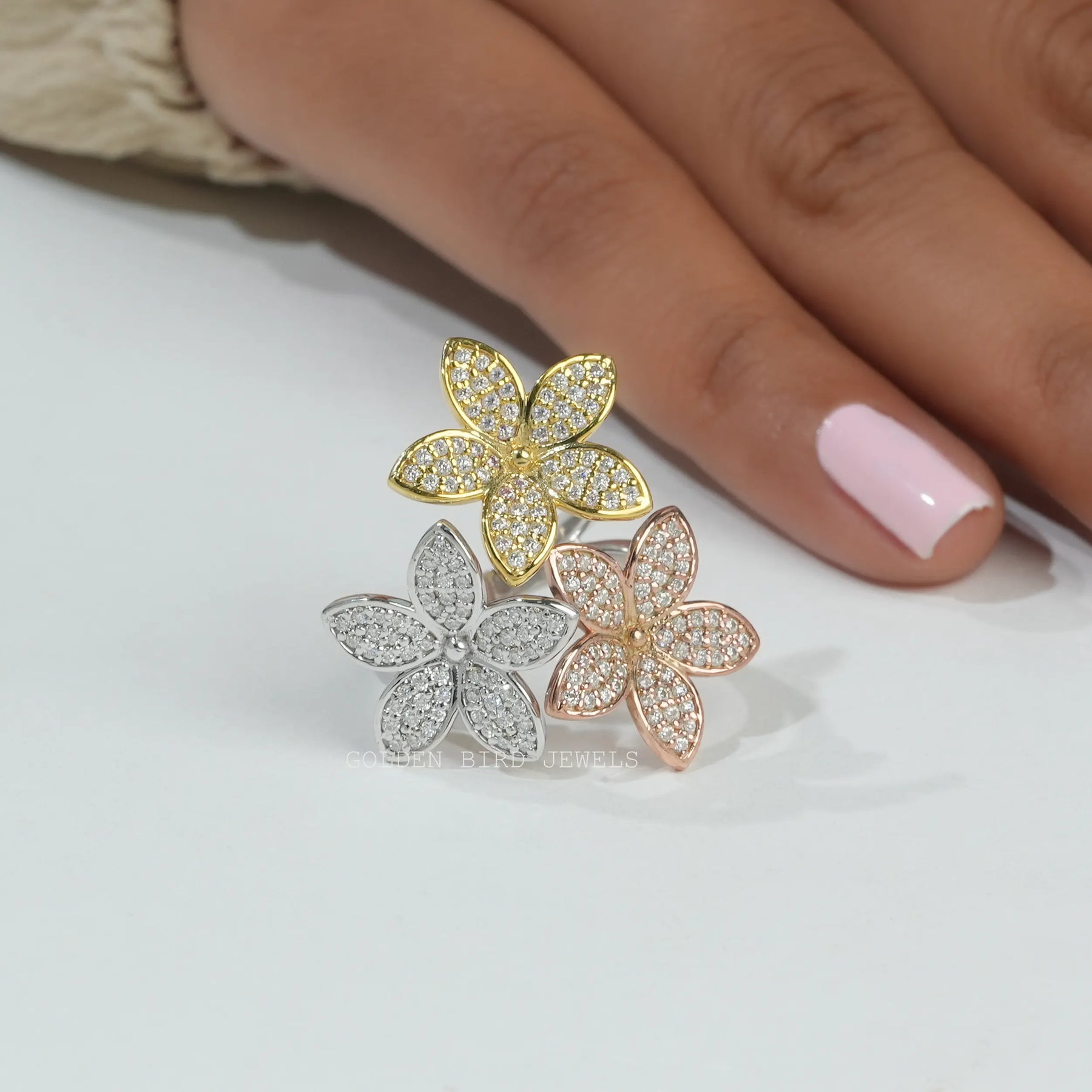 [Flower Style Multi-Tone Moissanite Engagement Ring With VVS Clarity Moissanite]-[Golden Bird Jewels]