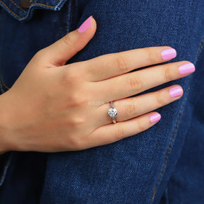 [Round Cut Moissanite Engagement Ring  In White Gold]-[Golden Bird Jewels]