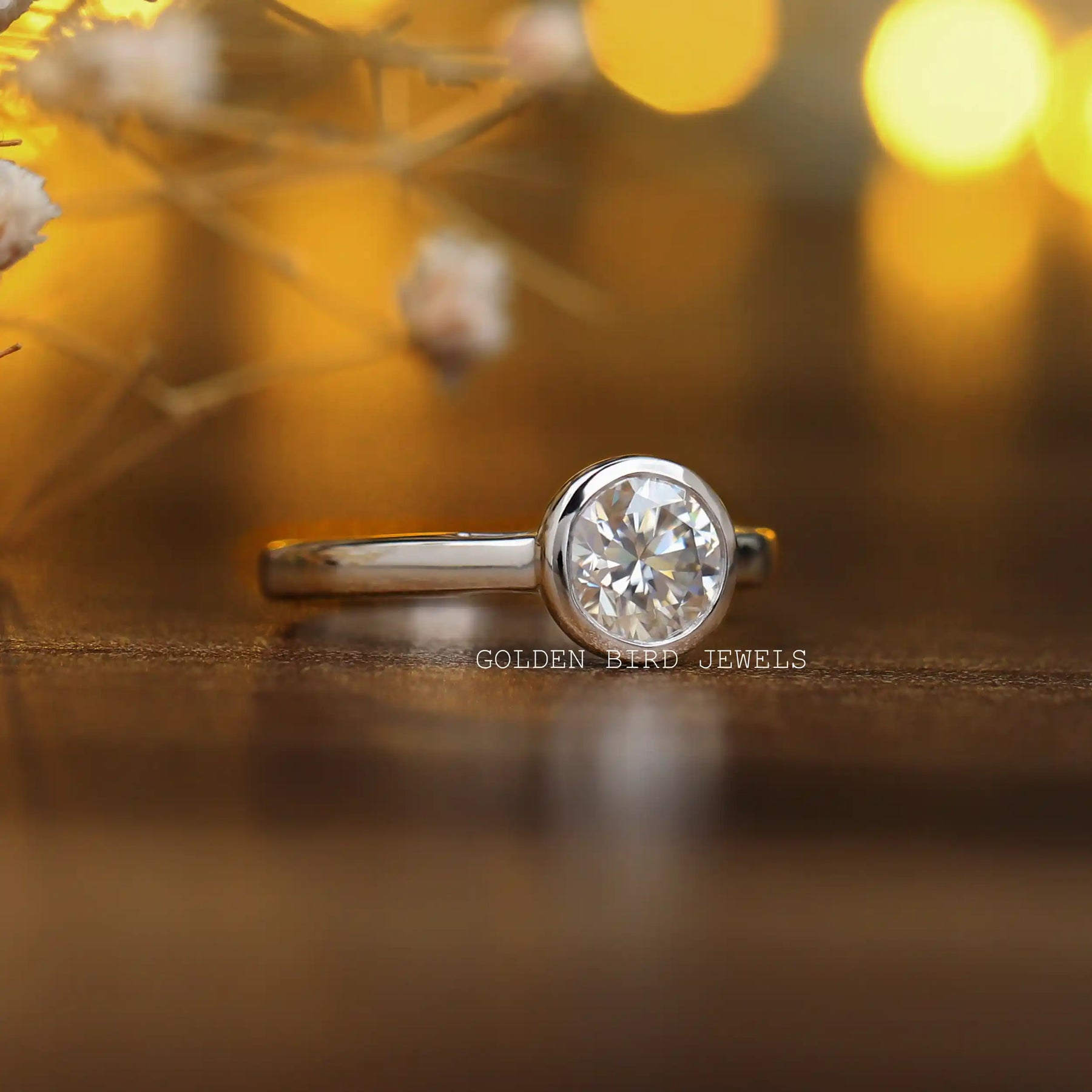 [Round Cut Moissanite Bezel Set Engagement Ring]-[Golden Bird Jewels]