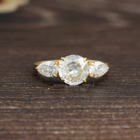 [Rose Cut Round Cut Moissanite Three Stone Engagement Ring]-[Golden Bird Jewels]