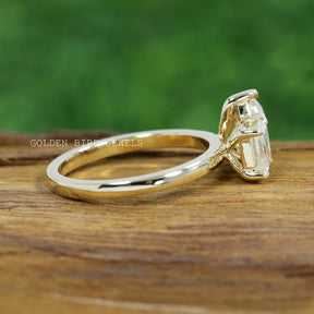 Asscher & Pear Toi et Moi Moissanite Ring