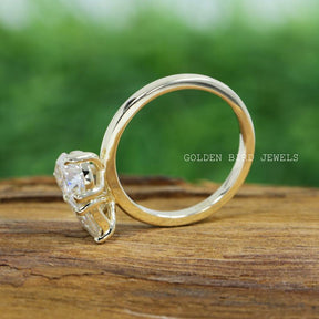 Asscher & Pear Toi et Moi Moissanite Ring